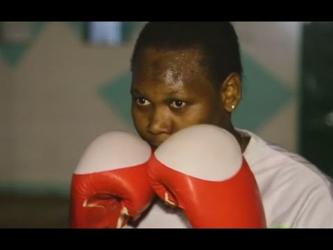 شاهد الملاكمة النسائية رياضة جديدة على المجتمع السوداني