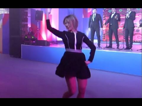 بالفيديو المتحدثة الرسمية باسم وزارة الخارجية الروسية ترقص على أنغام أغنية كالينكا