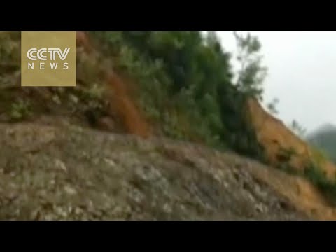 بالفيديو شاهد لحظات وقوع انهيار أرضى مرعب فى الصين