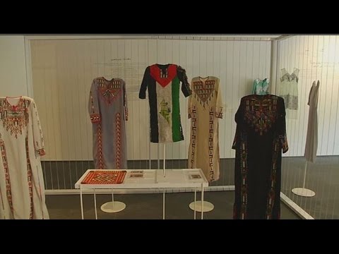 فيديو معرض للأثواب الفلسطينية التقليدية المطرزة