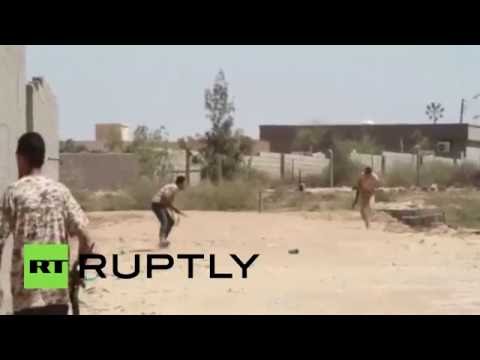 بالفيديو استمرار الاشتباكات في سرت الليبية بين قوات حكومة الوفاق والمتطرفين