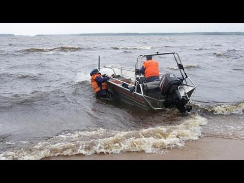 شاهد هلاك 15 مراهقًا غرقًا في بحيرة شمال غرب روسيا