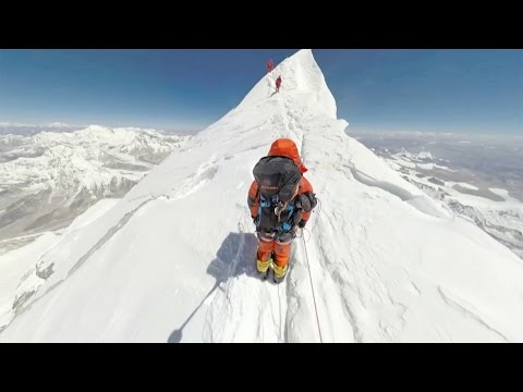 الرحلة إلى قمة جبل إفرست بزاوية 360 درجة