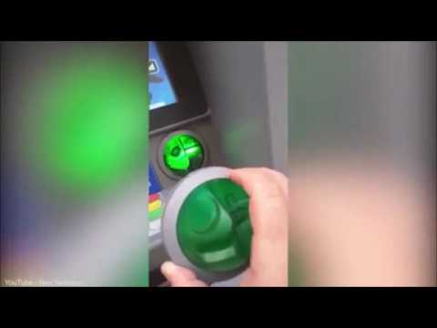 بالفيديو كيف تكتشف آلة صرف النقود المخترقة