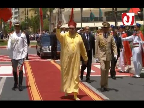 بالفيديو لحظة وصول الملك محمد السادس الى مسجد محمد الخامس في طنجة