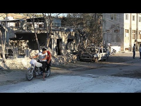 بالفيديو مقتل شخصين في قصف مستشفى للولادة في مدينة إدلب السورية