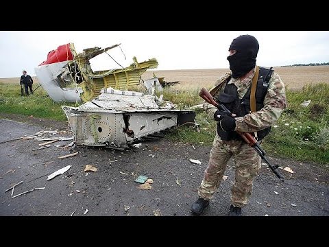 بالفيديو لجنة تحقيق تقول إن صاروخا روسيا اسقط الطائرة الماليزية شرق أوكرانيا