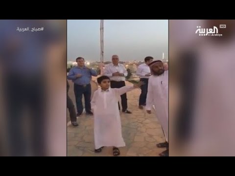 طفل قصيمي يتحول إلى أصغر مرشد سياحي في السعودية