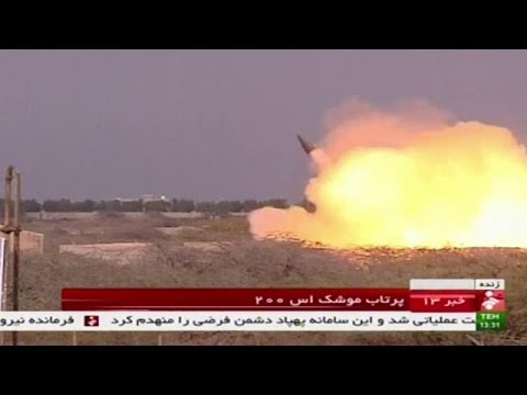 إيران تطلق صاروخًا متوسط المدى