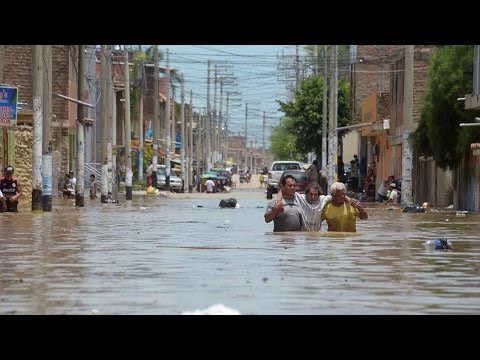 شاهد الأمطار الغزيرة والفيضانات تحاصر بيرو