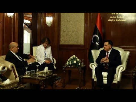 شاهد لودريان يحثّ الليبيين على الالتزام باتفاق باريس بشأن الانتخابات