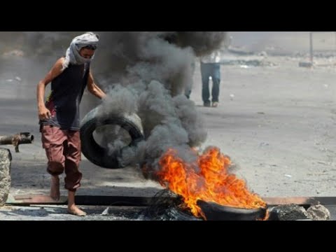 بالفيديو تواصل الاشتباكات العنيفة بمحيط مدينة الحديدة في اليمن