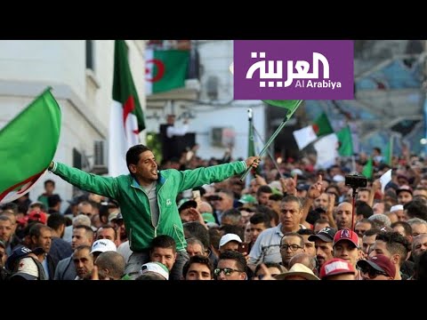 شاهد صراع بين مقاطعي الانتخابات الجزائر ومؤيديها