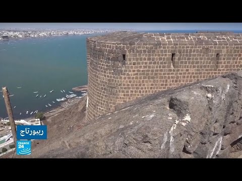 شاهد قلعة صيرة أبرز المواقع الأثرية في عدن مهددة بالانهيار