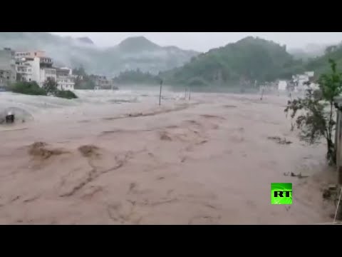 فيضانات عارمة تجتاح محافظة يونان الصينية