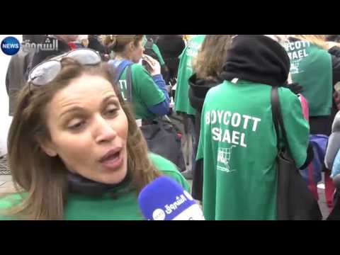 نشطاء وحقوقيون ينظمون وقفة تضامنية مع القضية الفلسطنية