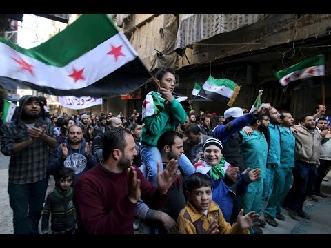 شاهد بالفيديو نشطاء سوريون يحييون ذكرى الثورة الخامسة