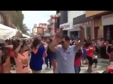 شاهد فتيات يرقصن على «بشرة خير» في تشيلي