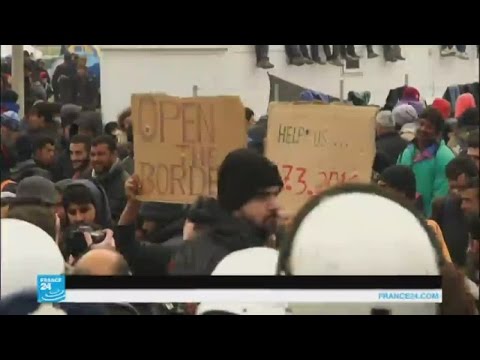 شاهد تظاهرات مئات اللاجئين في إيدوميني