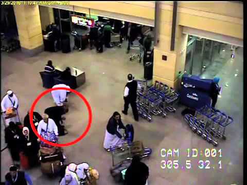 شاهد فيديو جديد لمُختطف الطائرة المصرية