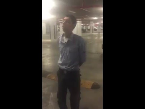 شاهد فرد أمن في كايرو فيستيفال مول يثير ضجة