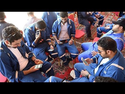 عمال قطاع النفط ينهون إضرابهم في دولة الكويت