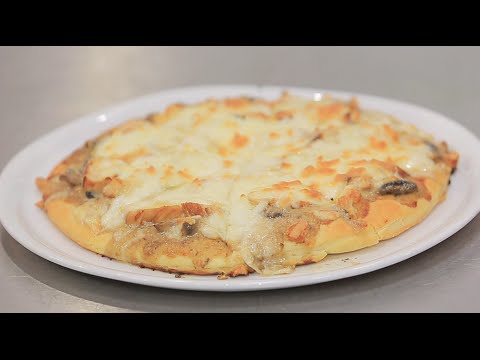 طريقة عمل بيتزا الفريدو بالدجاج