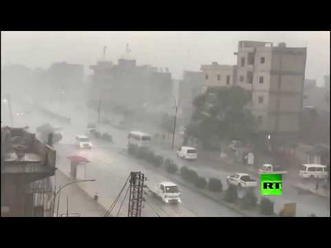 شاهد أمطار صيفية غزيرة في مدينة القامشلي